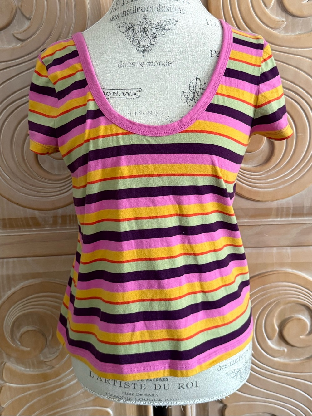 Fun Striped Scoop Neck Short Sleeve Top in Pink and Yellow Size XL
